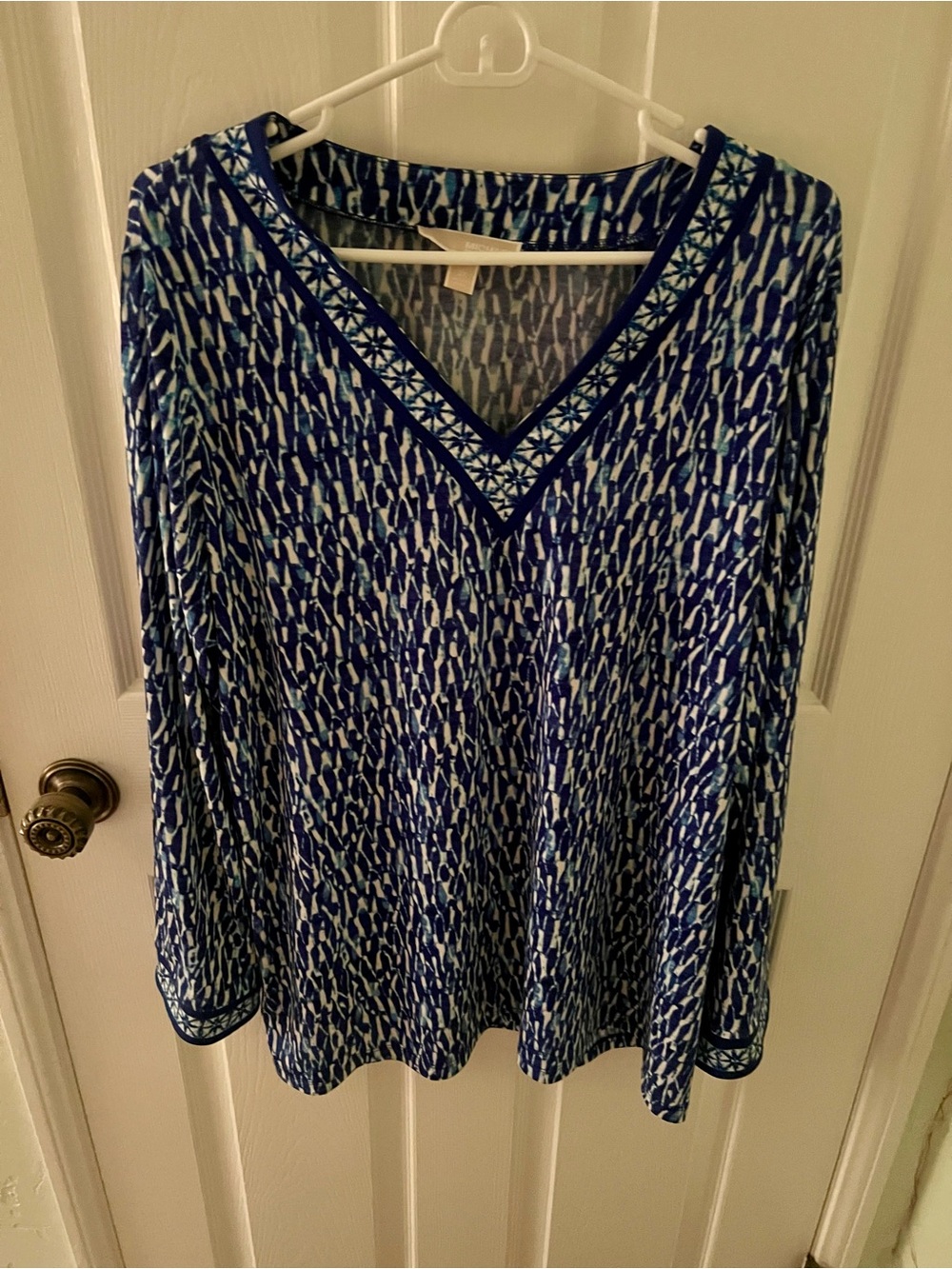 Michael Kors Size 2X Women’s Top with V Neck
